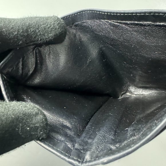 Authentic Vintage Gucci Dark Blue Soft Leather Bi-fold Wallet - Picture 12 of 16